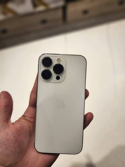 Apple iPhone 13 Pro