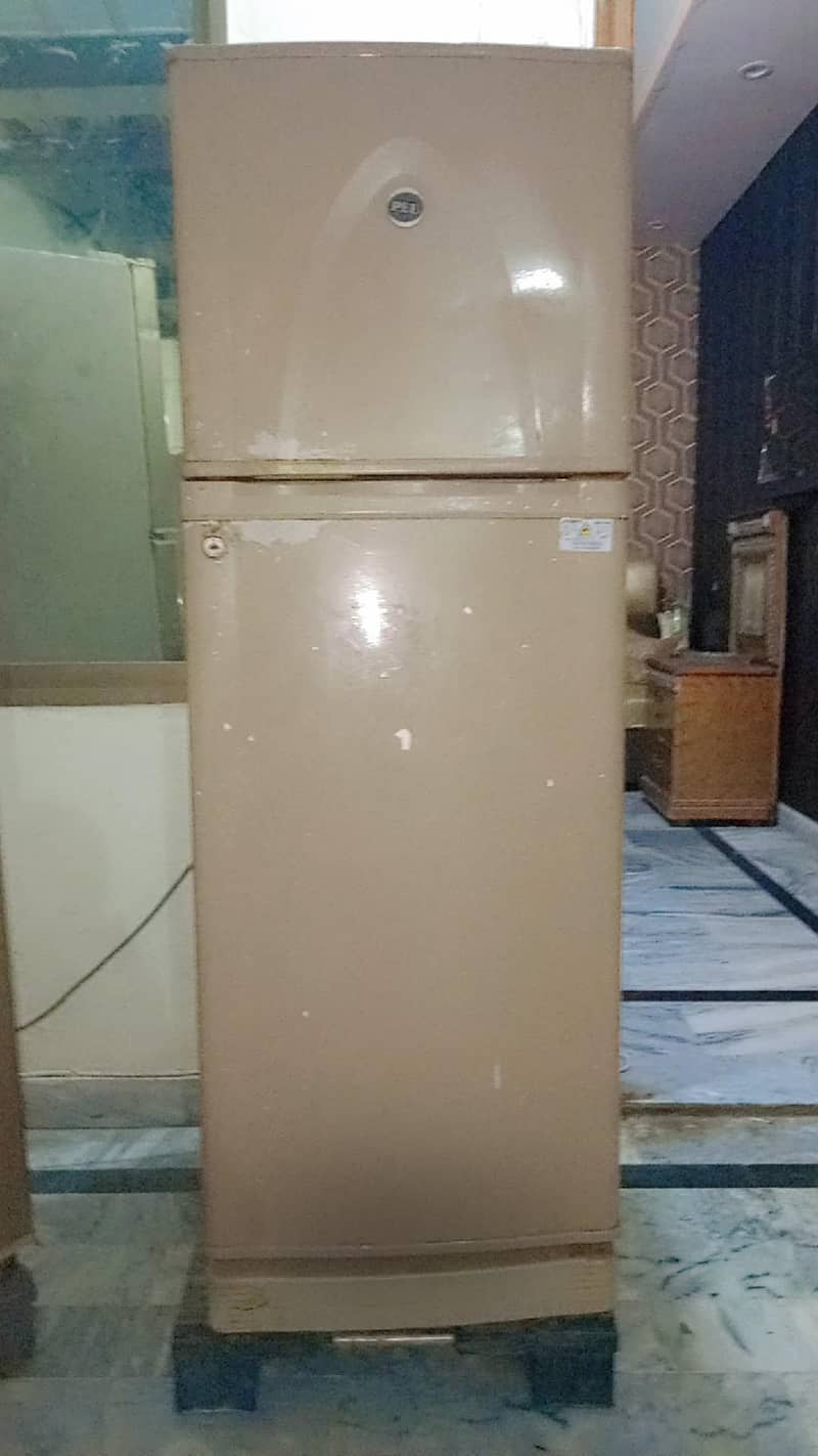 refrigerator 0