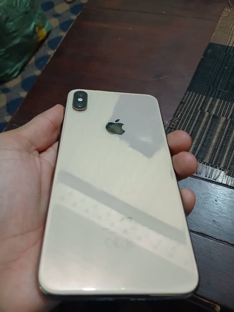 iPhone XS Max 2