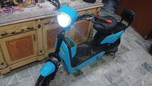 electric scooty