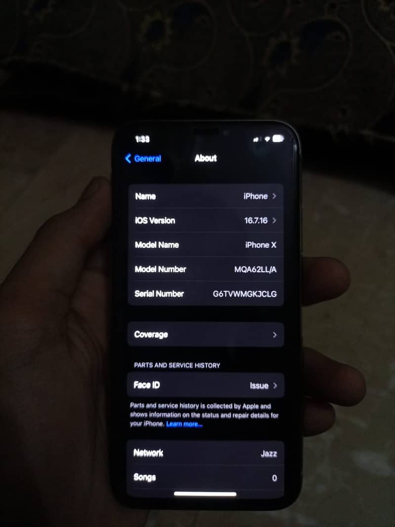 Apple iPhone X 4