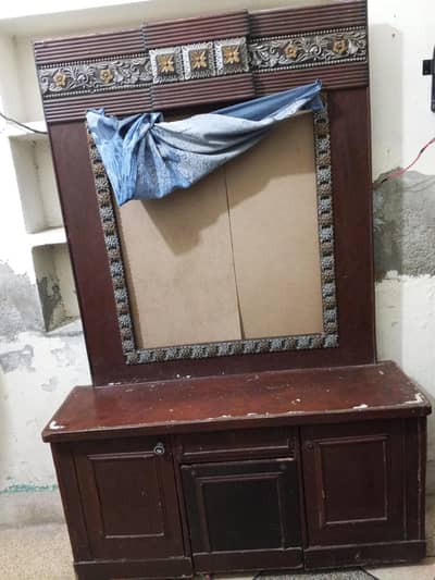 used dressing table without mirror