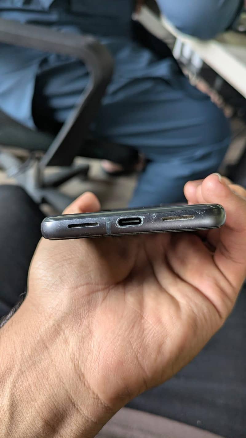 Google Pixel 8 3
