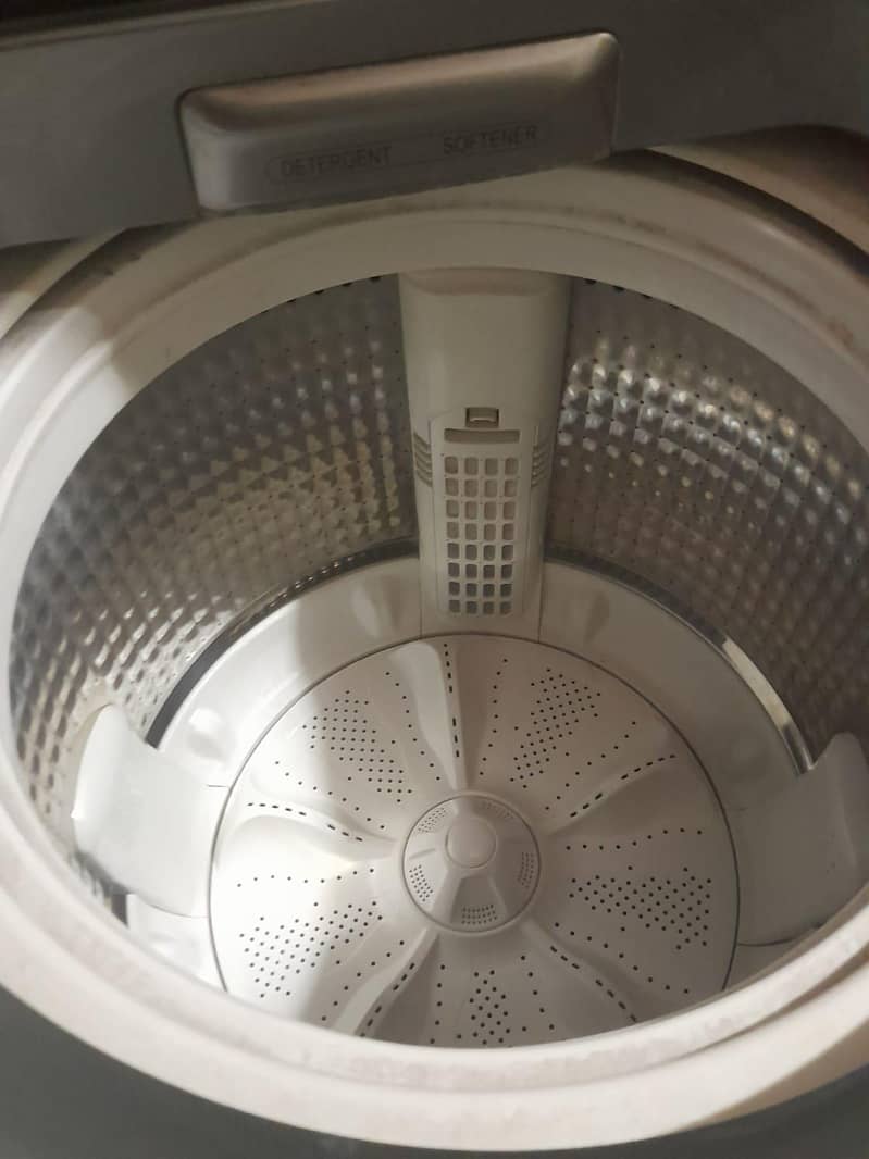 Haier automatic washing machine 1