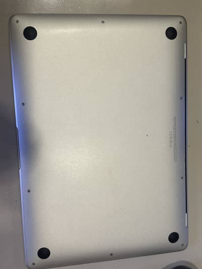 Macbook Air M1 slightly Used almost brand new with box