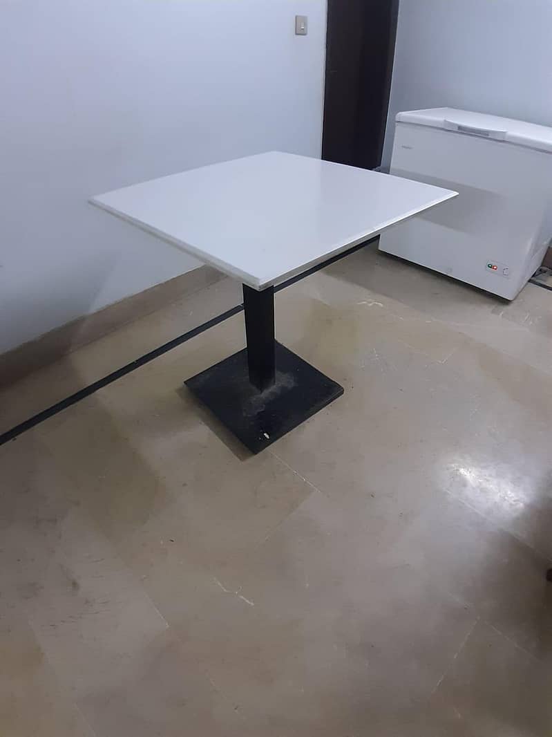 marble dining table 0