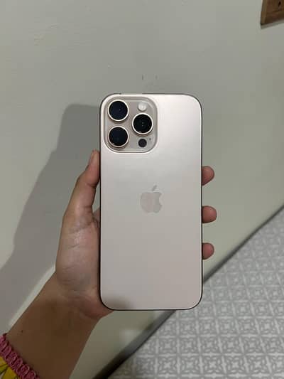 Apple iPhone 16 Pro Max