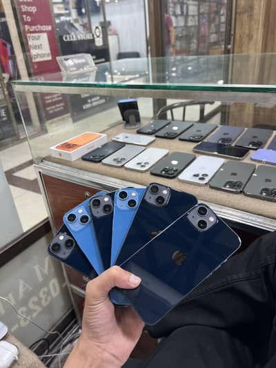 Apple iPhone 13