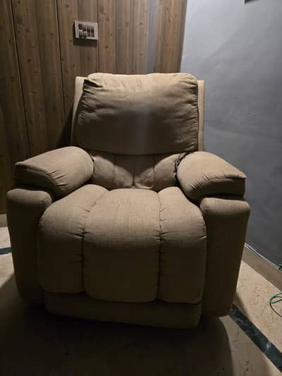 Lazy boy recliner