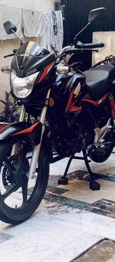 Honda CB 150 F