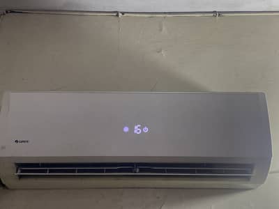 1 ton gree split ac | excellent condition