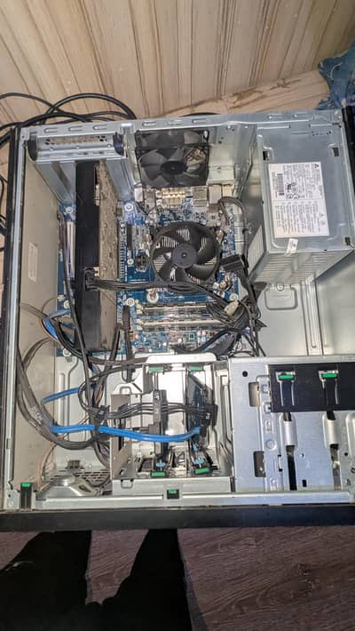 urgent for sale PC & Monitor