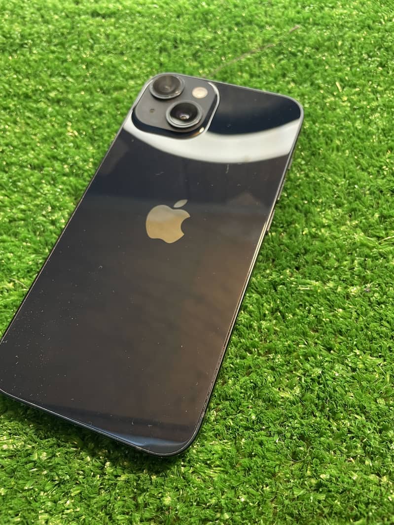 Apple iPhone 14 11