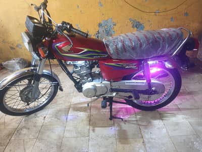 Honda cg125 (2017) karachi no (0321)(2889915) detail prhlo phele poori