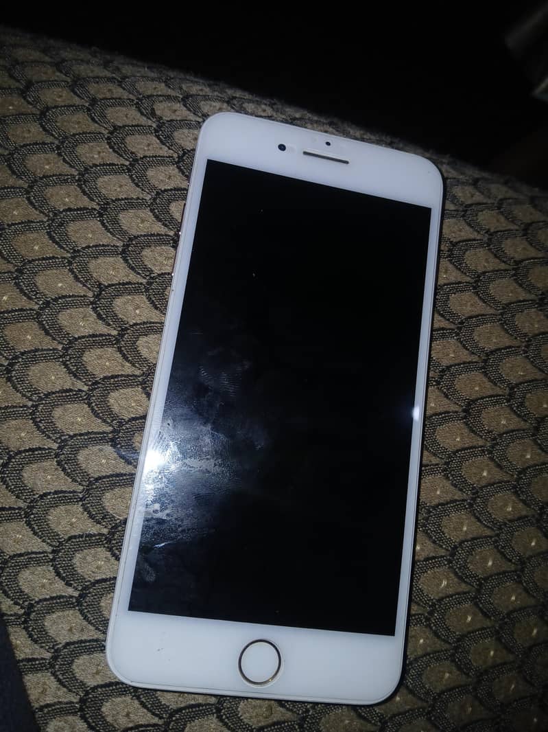 Apple iPhone 7 Plus 1
