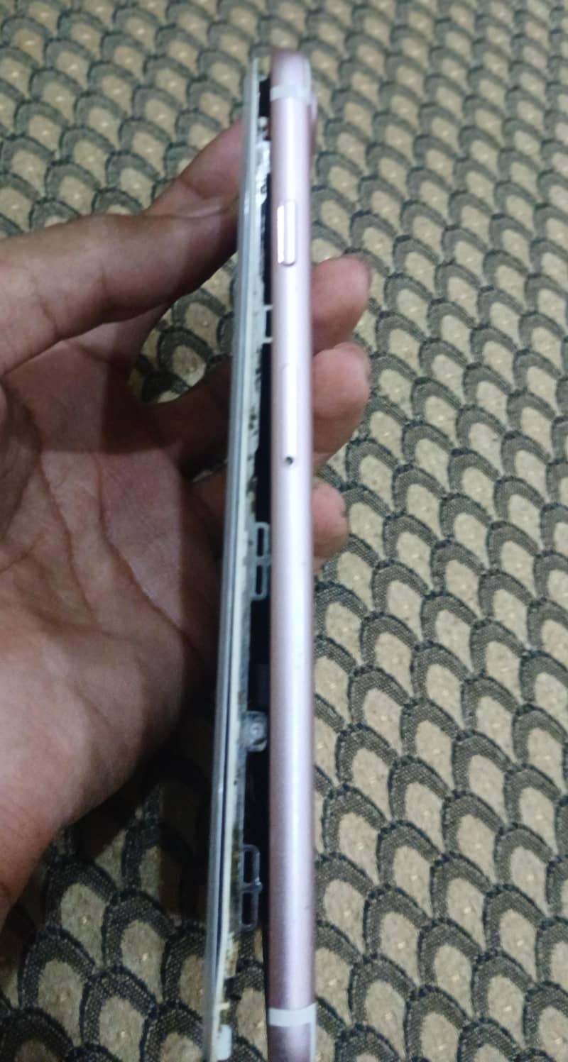 Apple iPhone 7 Plus 5