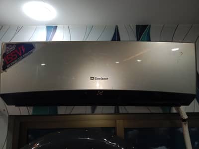 dawlance ac 1.5 ton kab sa rakha tha kl he 12 hazr gas sarvic karcha k