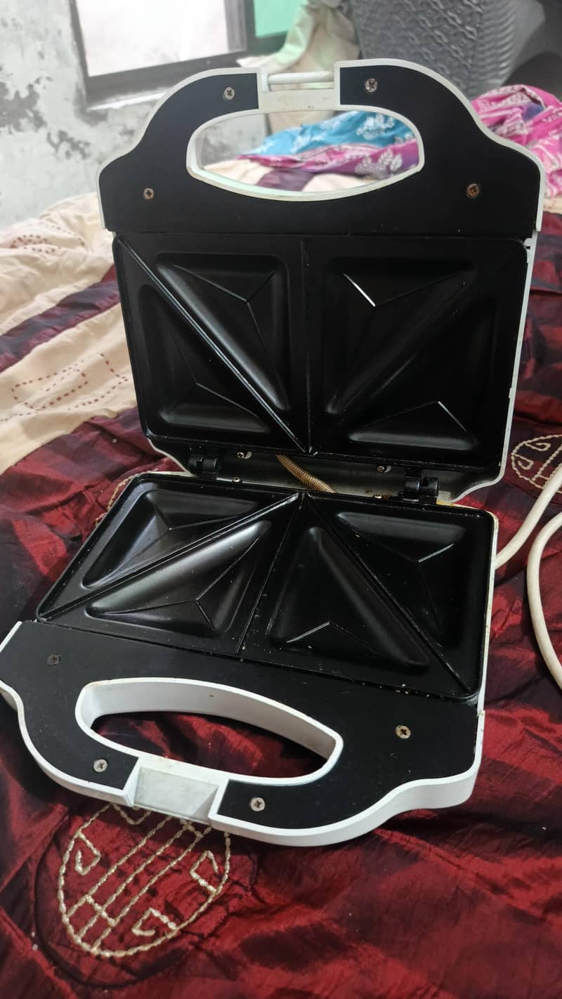 sandwich maker 3