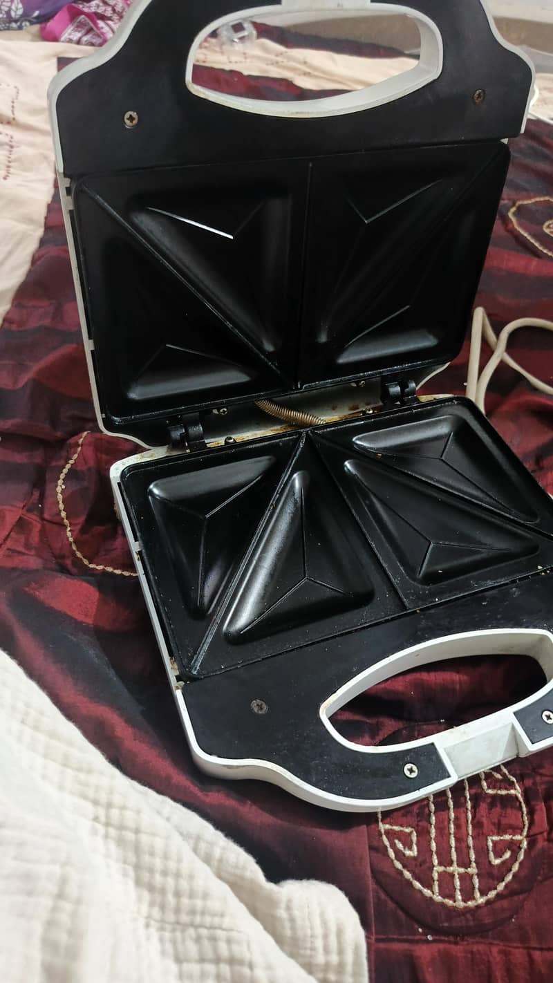 sandwich maker 4
