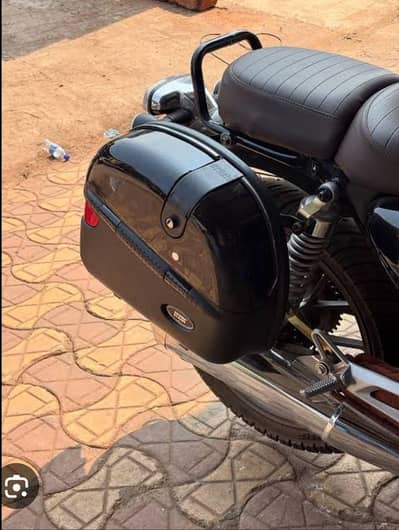 Motorcycle/ StuDDs side Box