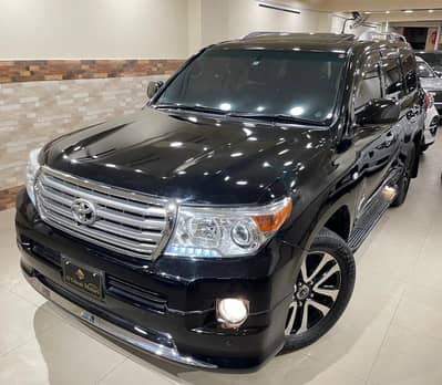 Toyota Land Cruiser ZX V8 46000 CC MODEL 2011 REGISTERED 2016