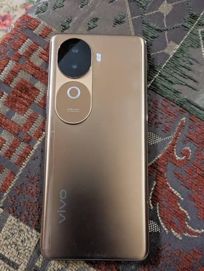 Vivo V40e