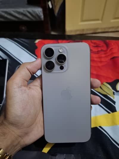Apple iPhone 15 Pro Max