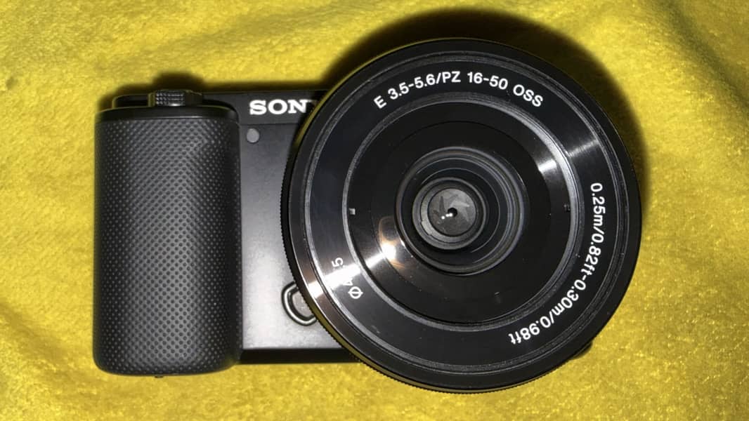 Sony ZV-E10 Mirrorless Camera 2