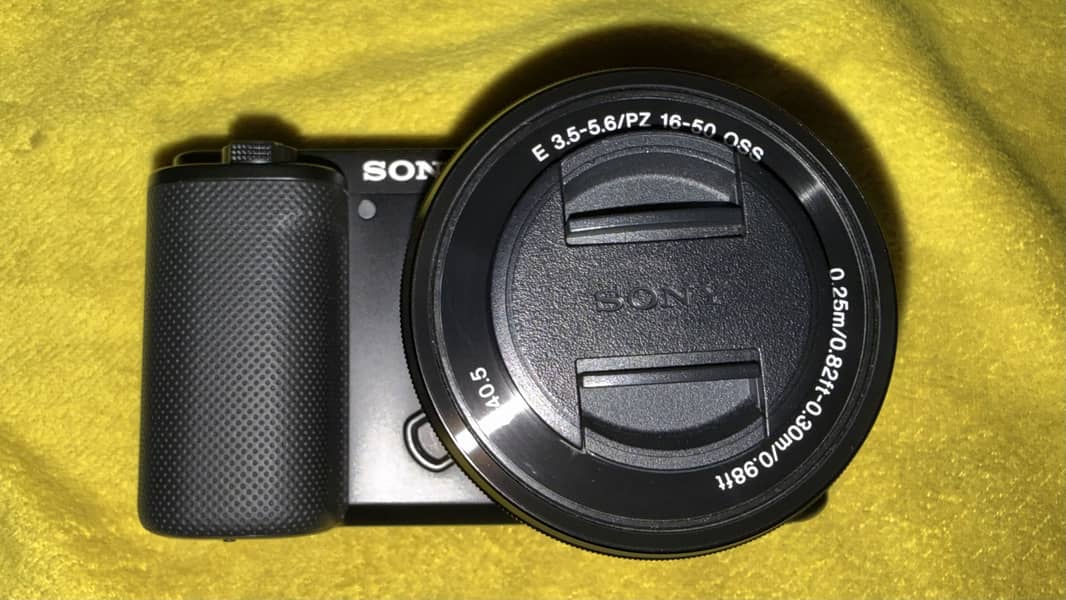 Sony ZV-E10 Mirrorless Camera 3