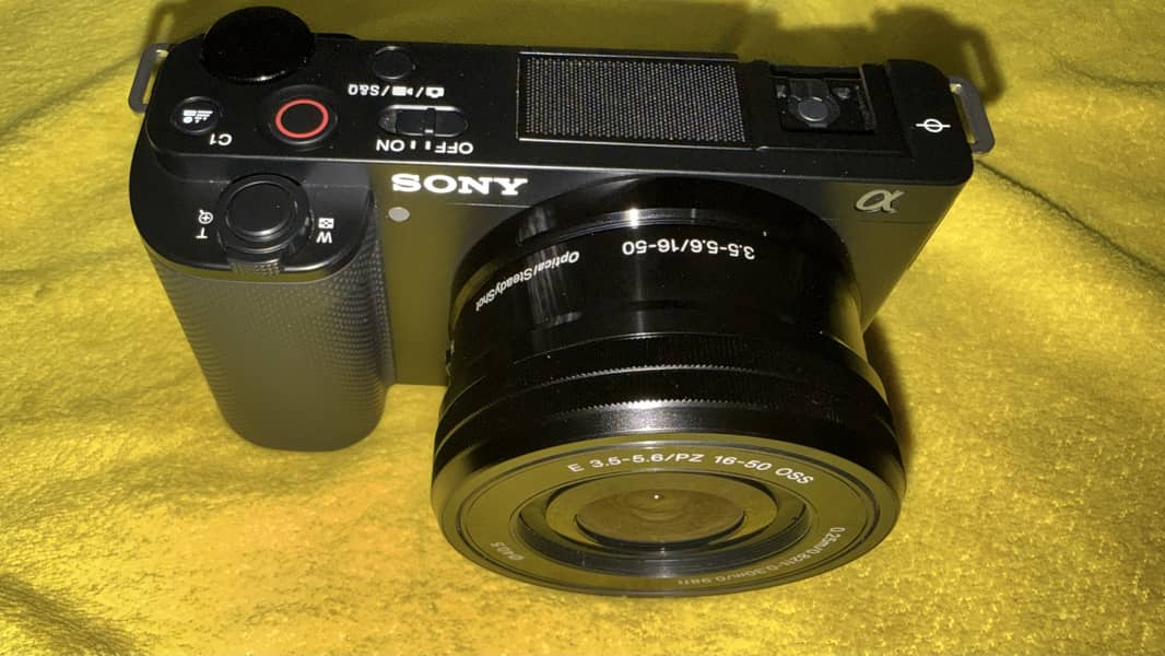 Sony ZV-E10 Mirrorless Camera 4