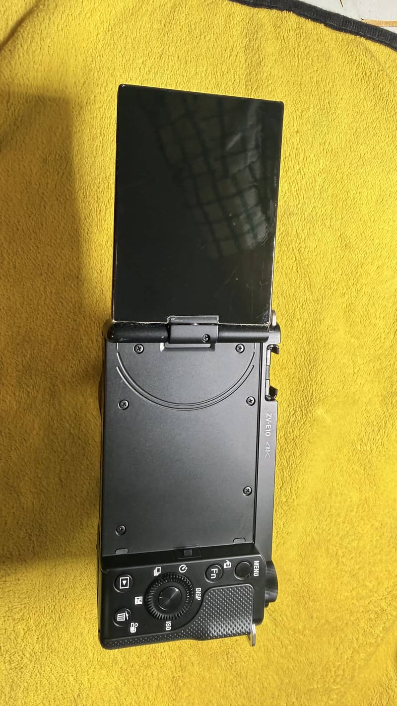 Sony ZV-E10 Mirrorless Camera 7