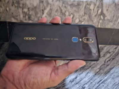 OPPO F11