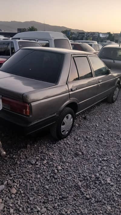 Nissan Sunny 1988