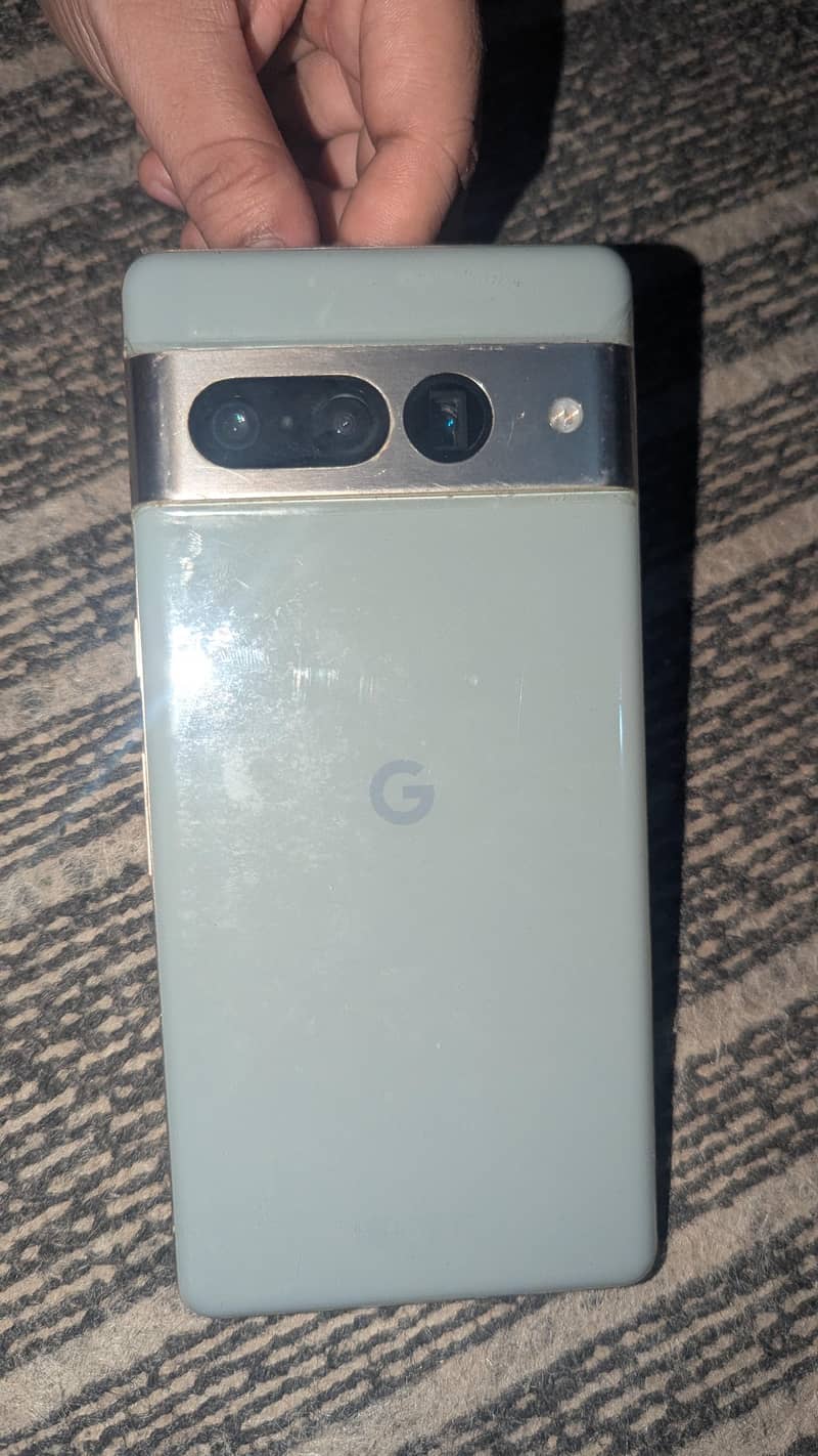 Google Pixel 7 Pro 2