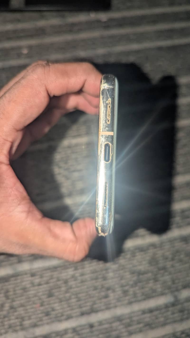 Google Pixel 7 Pro 6