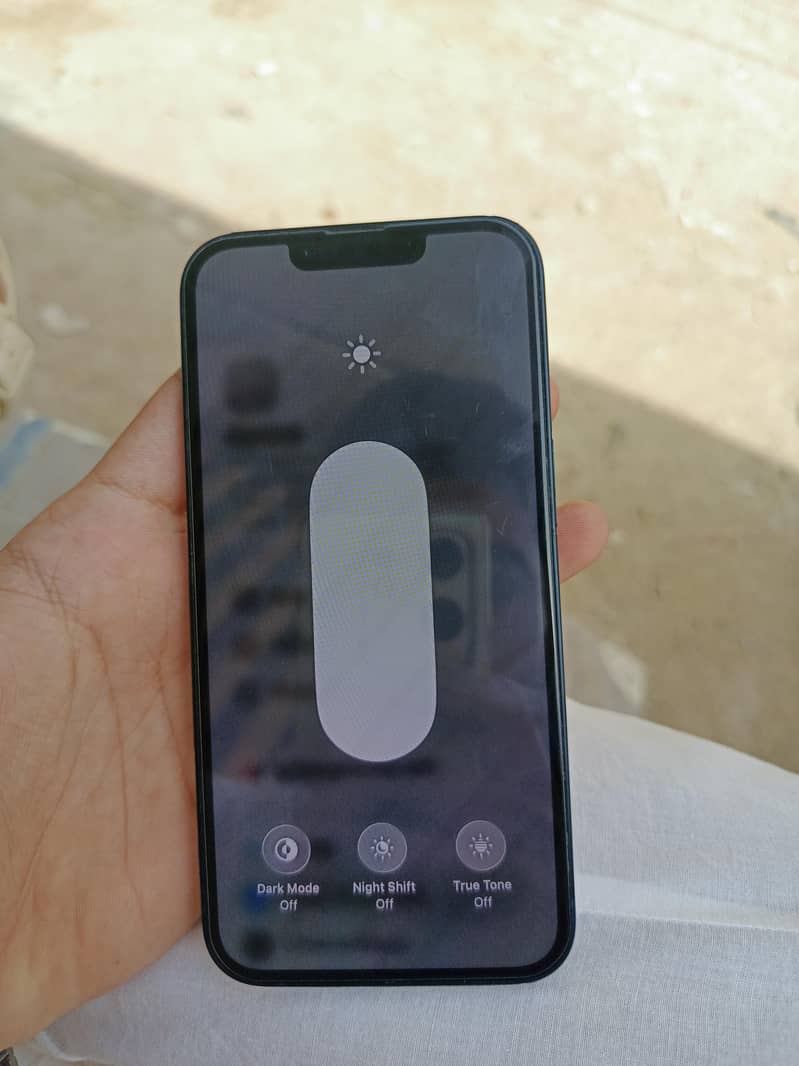 Apple iPhone 13 0