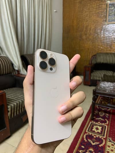 Apple iPhone 16 Pro Max