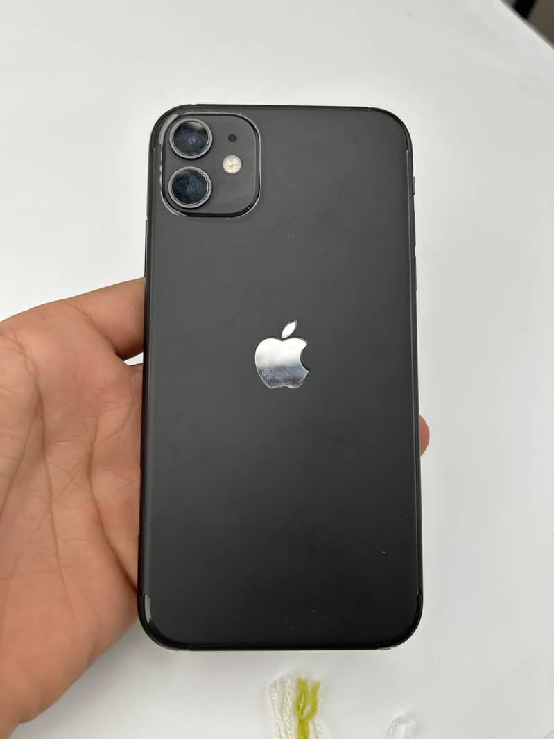 Apple iPhone 11 3