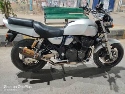 Suzuki Gsx 750 Inazuma totally in genuine condition read add