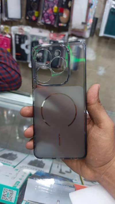 Mobile accessories shop