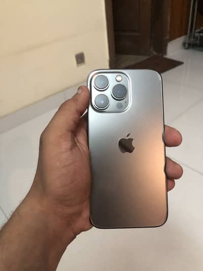 Apple iPhone 13 Pro