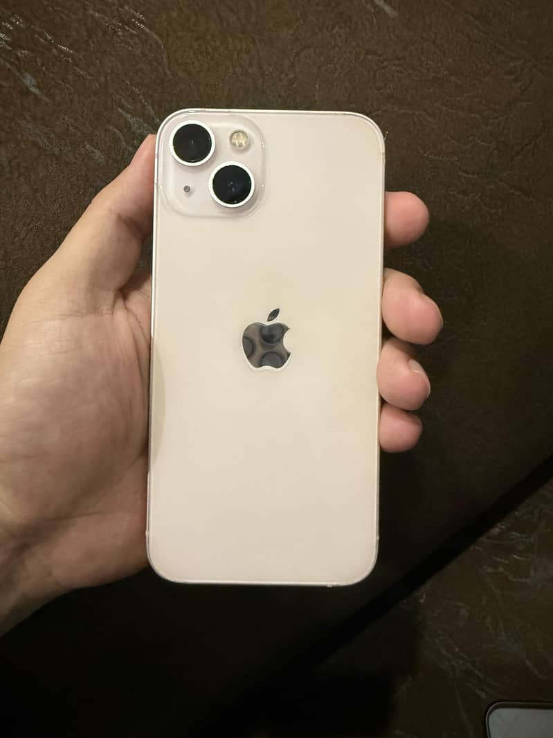 Apple iPhone 13 0
