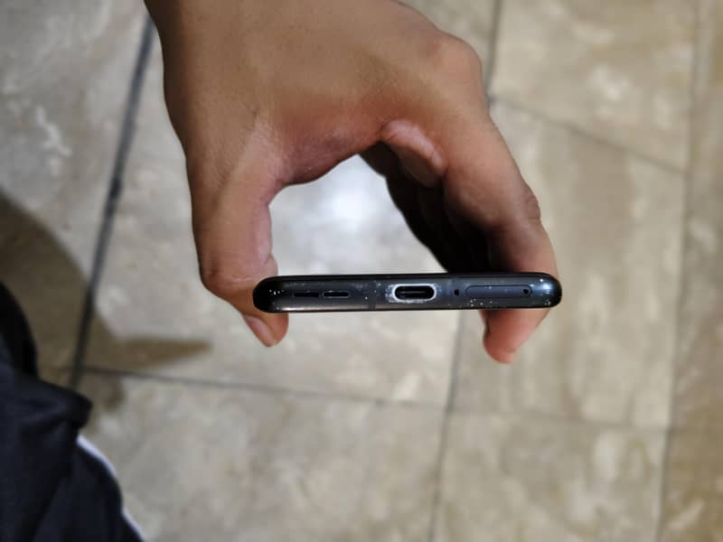 One Plus 10 Pro 5