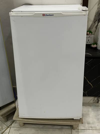 Room refrigerator dawlance