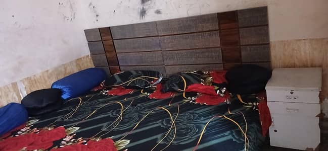 2 singe beds