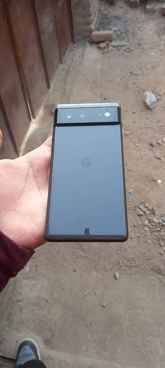 Google Pixel 6 4