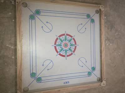 caroom board