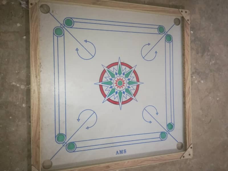 caroom board 0