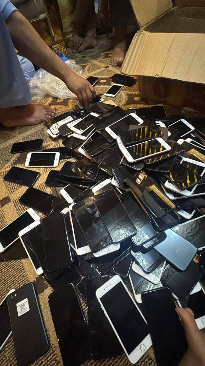 Apple iPhone 7 2