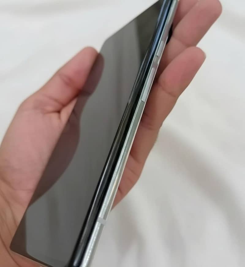 Google Pixel 6 Pro 2